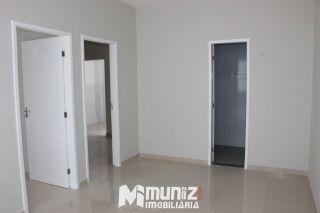 ALUGA-SE CASA 1 NA RUA ESTÂNCIA