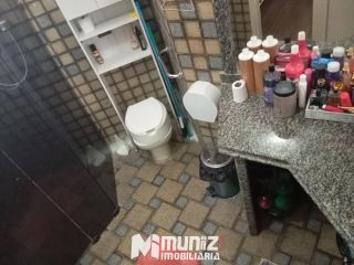 Casa Para Vender com 4 quartos 3 suítes no bairro Coroa do Meio em Aracaju