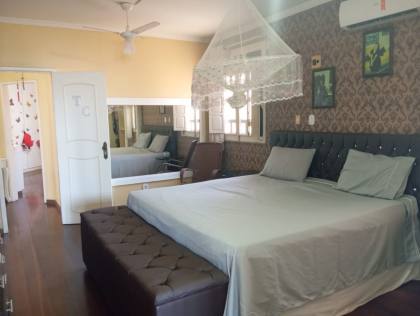 VENDE-SE OTIMA CASA C/PISCINA, NA COROA DO MEIO