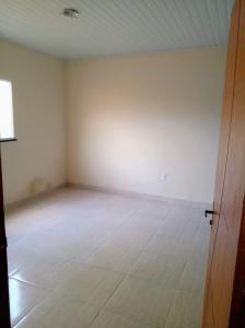 ALUGA-SE  CASA  RUA B. LOTEAMENTO CAMINHO DA PRAIA