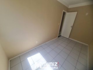 ALUGA-SE ÓTIMO  APT. COND. SOLAR DA BARRA