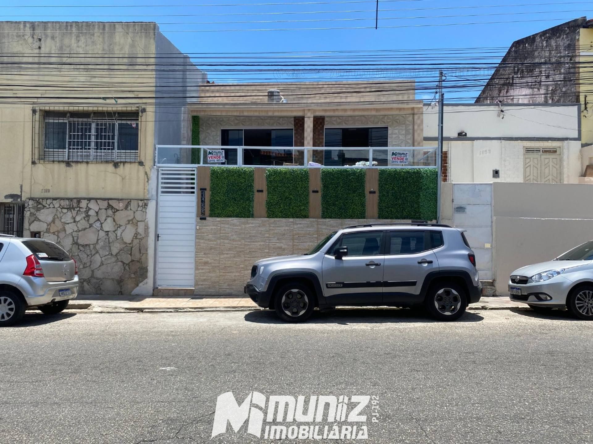 Excelente Casa Disponível Para Venda Na Rua Laranjeiras