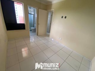 ALUGA-SE  APARTAMENTO NO COND. BOSSA NOVA - JABOTIANA