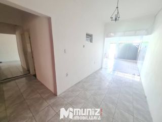 Casa Para Alugar com 3 quartos no bairro Industrial em Aracaju