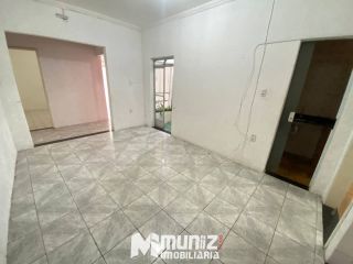 Casa Para Alugar com 3 quartos no bairro Industrial em Aracaju