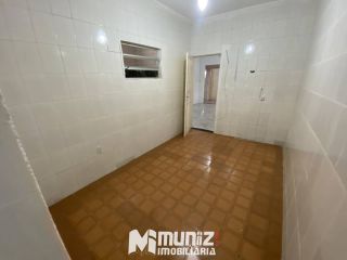 Casa Para Alugar com 3 quartos no bairro Industrial em Aracaju