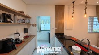 Vende-se Casa com Estilo Chácara no Centro de Dores