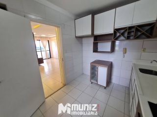 ALUGA-SE APTO SEMI-MOBILIADO NO COND. PRIVILLEGE RESIDENCE - BAIRRO JABOTIANA