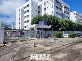 Apartamento Para Alugar com 3 quartos no Condomínio Mar De Aruana II