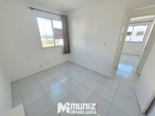 Apartamento Para Alugar com 3 quartos no Condomínio Mar De Aruana II