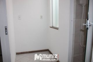 VENDE-SE PREDIO COMERCIAL C/2 PAVIMENTOS - RUA STA LUZIA