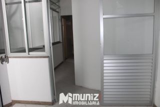 VENDE-SE PREDIO COMERCIAL C/2 PAVIMENTOS - RUA STA LUZIA