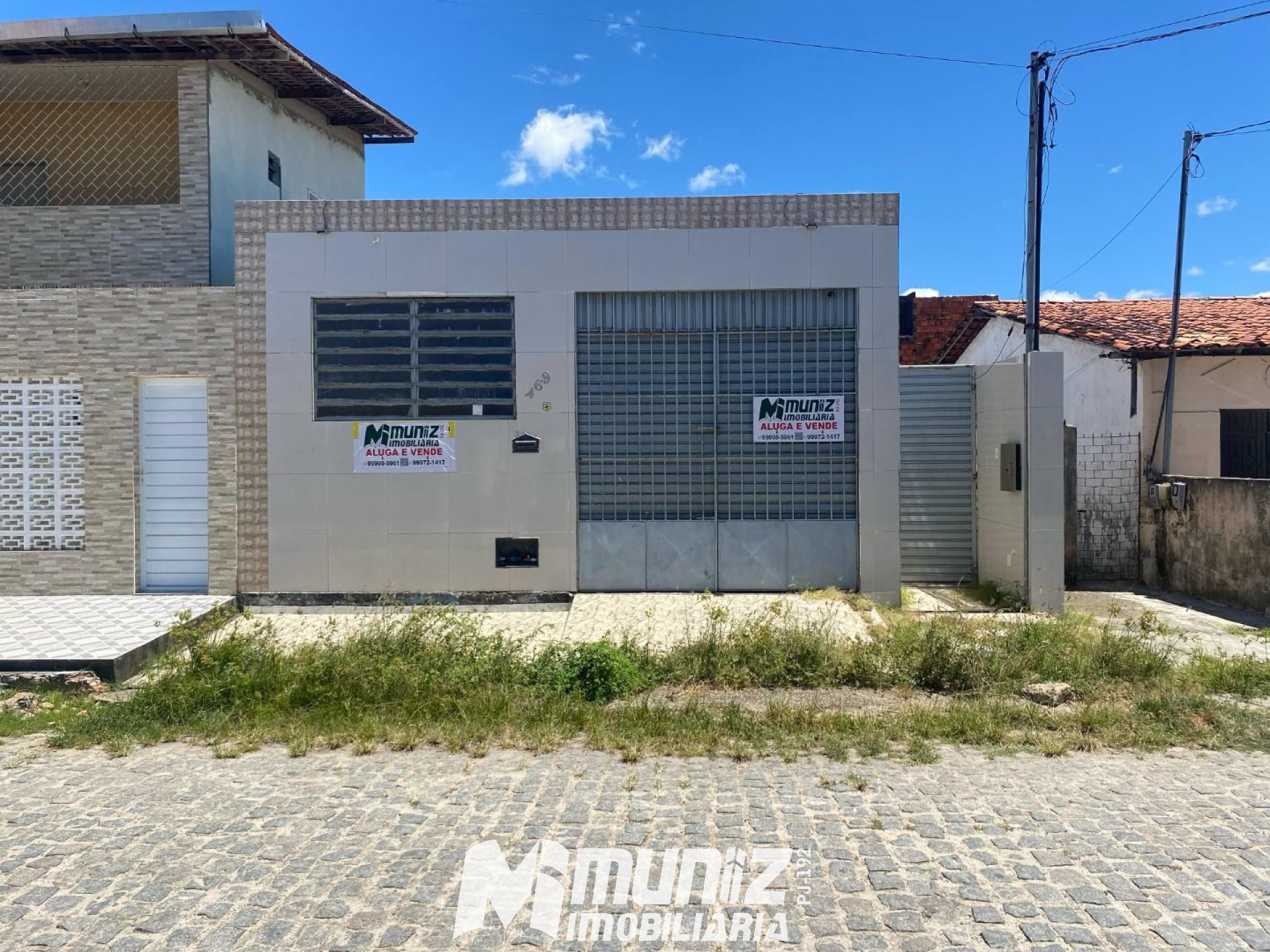 Vende-se Ponto Comercial com Casa nos Fundos no Rosa Elze