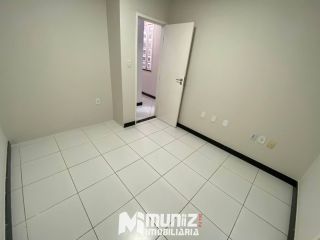 ALUGA-SE CASA RUA AUGUSTO LUZ