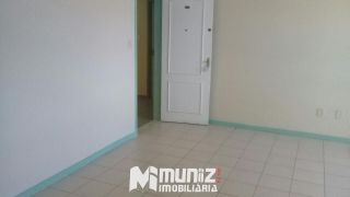 ALUGA-SE APARTAMENTO NO CONDOMÍNIO PORTO SEGURO