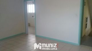 ALUGA-SE APARTAMENTO NO CONDOMÍNIO PORTO SEGURO