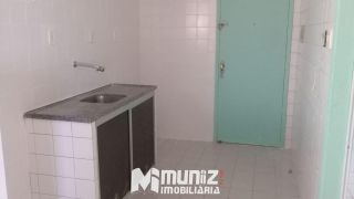 ALUGA-SE APARTAMENTO NO CONDOMÍNIO PORTO SEGURO