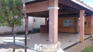 ALUGA-SE APARTAMENTO NO CONDOMÍNIO PORTO SEGURO