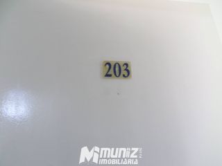 OTIMA OPORTUNIDADE PRA VENDER APT COM VARANDA NO COND VILA TROPICAL