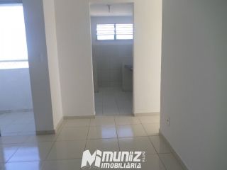 OTIMA OPORTUNIDADE PRA VENDER APT COM VARANDA NO COND VILA TROPICAL
