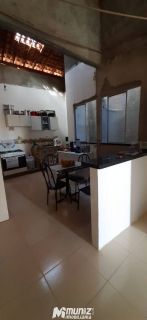 VENDE-SE CASA COM PONTO COMERCIAL NA SOLEDADE