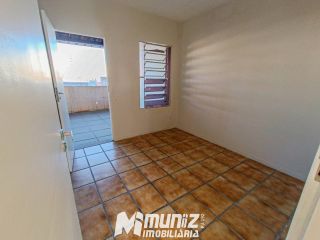 Casa Disponível para Aluguel – Parte Superior no Bairro São José