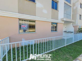 Apartamento com Varanda à Venda no Recanto das Árvores – Desocupado e Pronto para Morar!