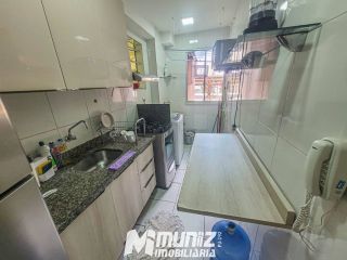 Apartamento com Varanda à Venda no Recanto das Árvores – Desocupado e Pronto para Morar!