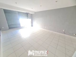 Sala Comercial Disponível Para Aluguel Na Rua Capela