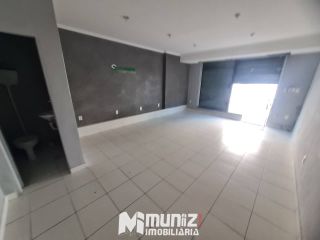 Sala Comercial Disponível Para Aluguel Na Rua Capela