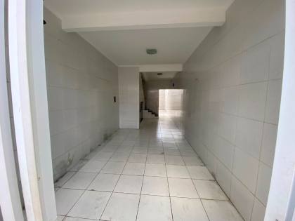 ALUGA-SE CASA (PARTE SUPERIOR) CONJ. CASTELO BRANCO - BAIRRO PONTO NOVO