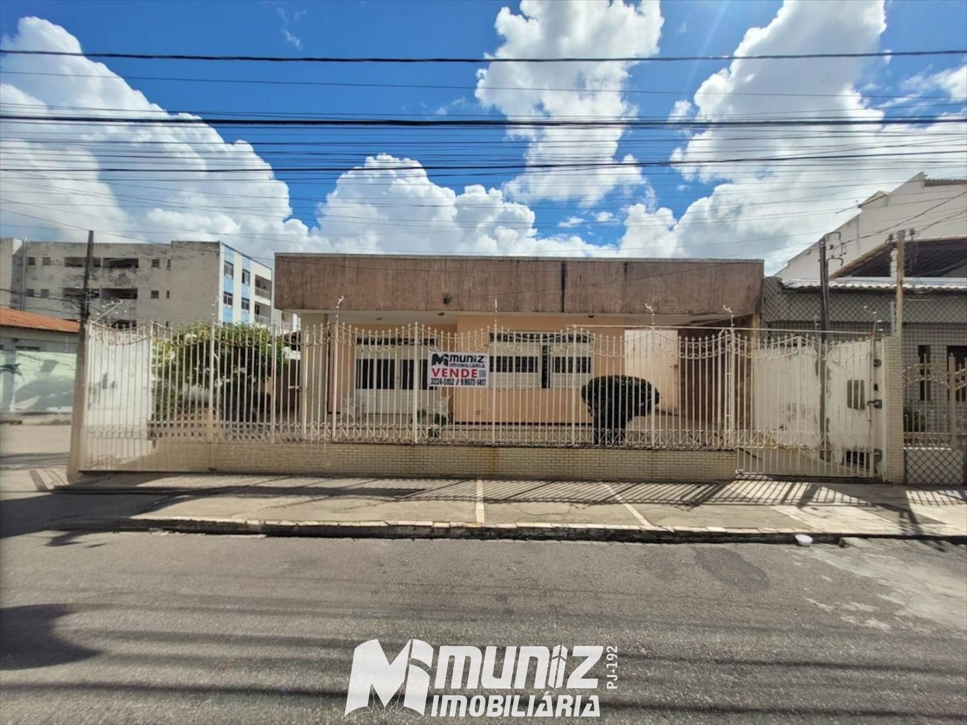 Vende-se Casa próximo a AVOSOS - Suissa