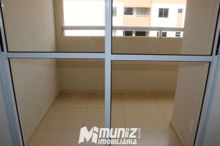 VENDE-SE OTIMO APT  COM VARANDA NO COND HORTO DA BARRA