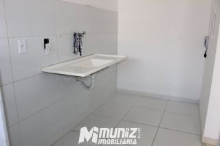 VENDE-SE OTIMO APT  COM VARANDA NO COND HORTO DA BARRA