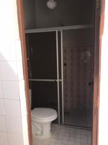 VENDE-SE CASA TERREA NA RUA BAHIA PROX AO CRUZAMENTO DA AV SÃO PAULO6