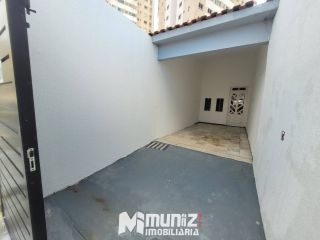 Casa Ampla Com Excelente Localização Disponível Para Aluguel No Bairro Luzia