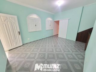 Casa Ampla Com 2 Pavimentos Disponível Para Aluguel No Bairro Ponto Novo