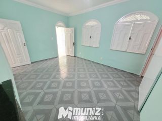 Casa Ampla Com 2 Pavimentos Disponível Para Aluguel No Bairro Ponto Novo