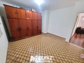 Casa Ampla Com 2 Pavimentos Disponível Para Aluguel No Bairro Ponto Novo