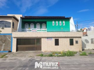 Casa Ampla Com 2 Pavimentos Disponível Para Aluguel No Bairro Ponto Novo
