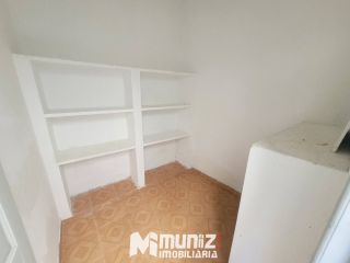 Casa Ampla Com 2 Pavimentos Disponível Para Aluguel No Bairro Ponto Novo