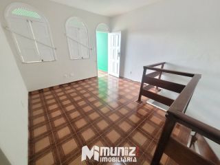Casa Ampla Com 2 Pavimentos Disponível Para Aluguel No Bairro Ponto Novo