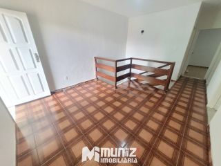 Casa Ampla Com 2 Pavimentos Disponível Para Aluguel No Bairro Ponto Novo