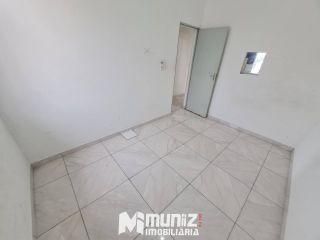 Apartamento Para Alugar com 3 quartos No Condomínio Alcebiades