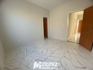 VENDE - CASA NO LOTEAMENTO VALE DOURADO