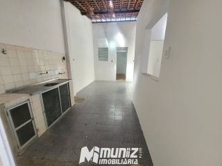 VENDE-SE CASA PRÓX AO SAMU DO S. CAMPOS