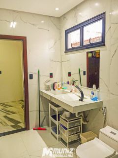 Casa para Aluguel em Localização Privilegiada Próxima à Orla de Aracaju