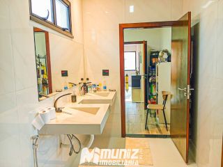 Casa para Aluguel em Localização Privilegiada Próxima à Orla de Aracaju