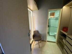 VENDE-SE CASA NA RUA WALDEMAR SILVA CARVALHO