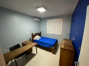 VENDE-SE CASA NA RUA WALDEMAR SILVA CARVALHO